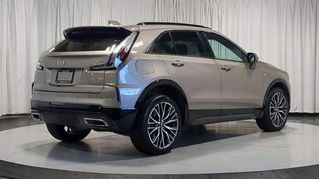 Used 2024 Cadillac XT4 Sport AWD/4WD image 10