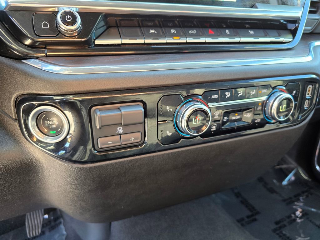 Used 2025 GMC Sierra 1500 SLT AWD/4WD image 28