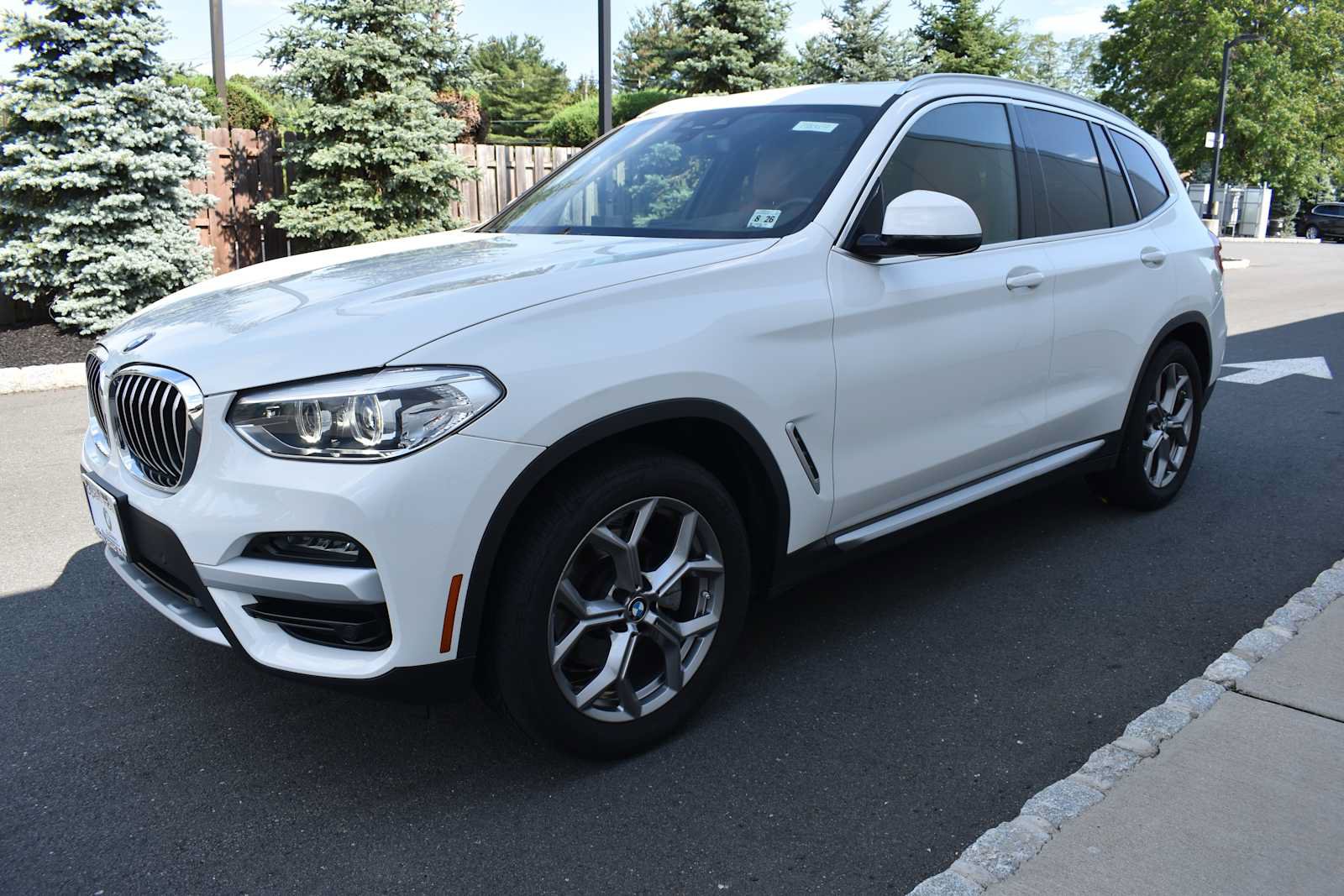 Used 2021 BMW X3 xDrive30i w/ Premium Package AWD/4WD image 2