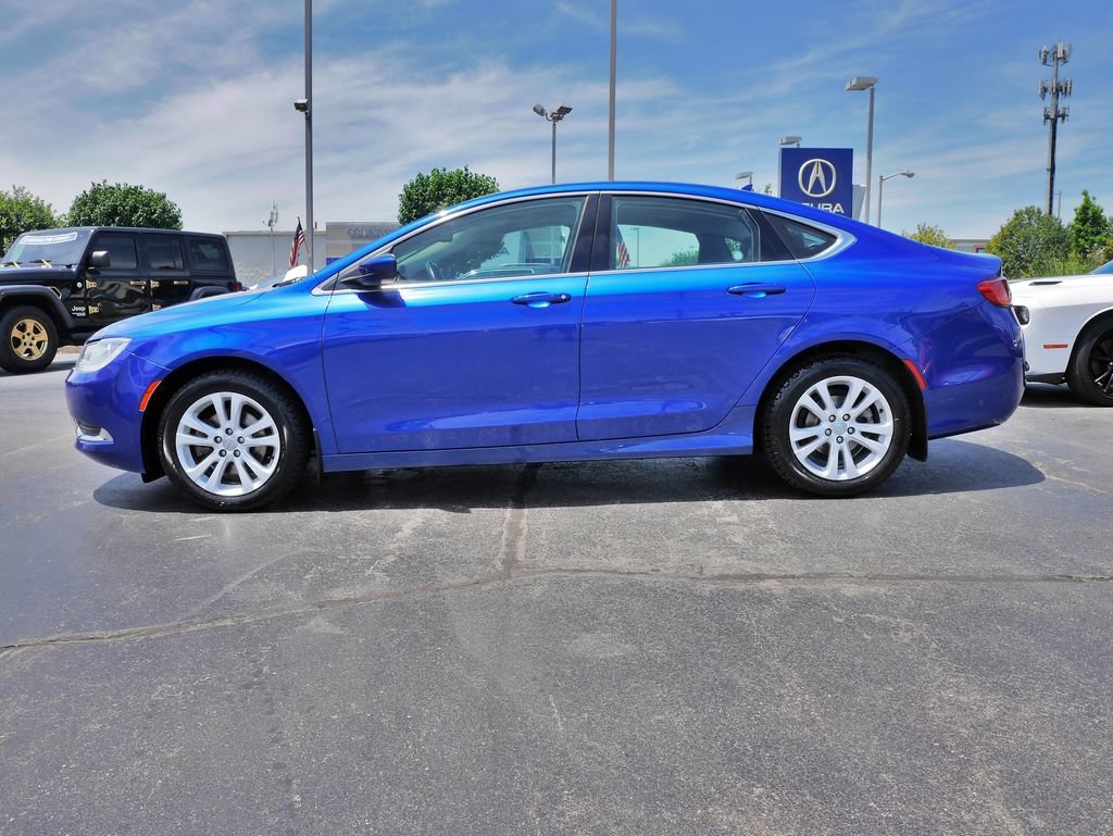 Used 2017 Chrysler 200 Limited Platinum FWD image 8