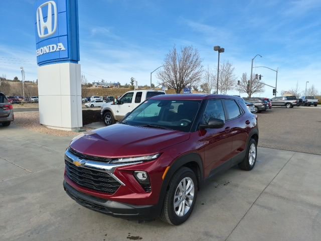 Used 2024 Chevrolet TrailBlazer LS w/ LS Convenience Package image 2