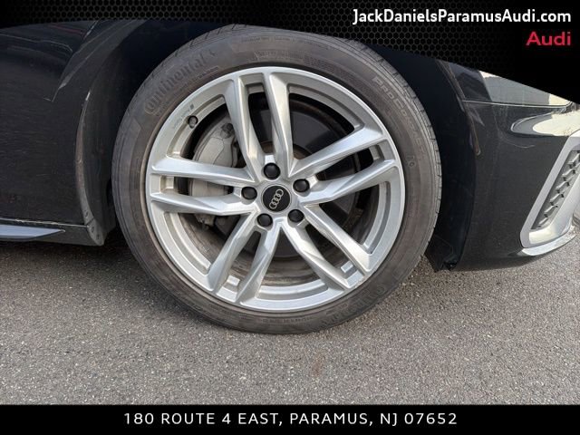 Used 2022 Audi A4 2.0T Premium Plus image 8