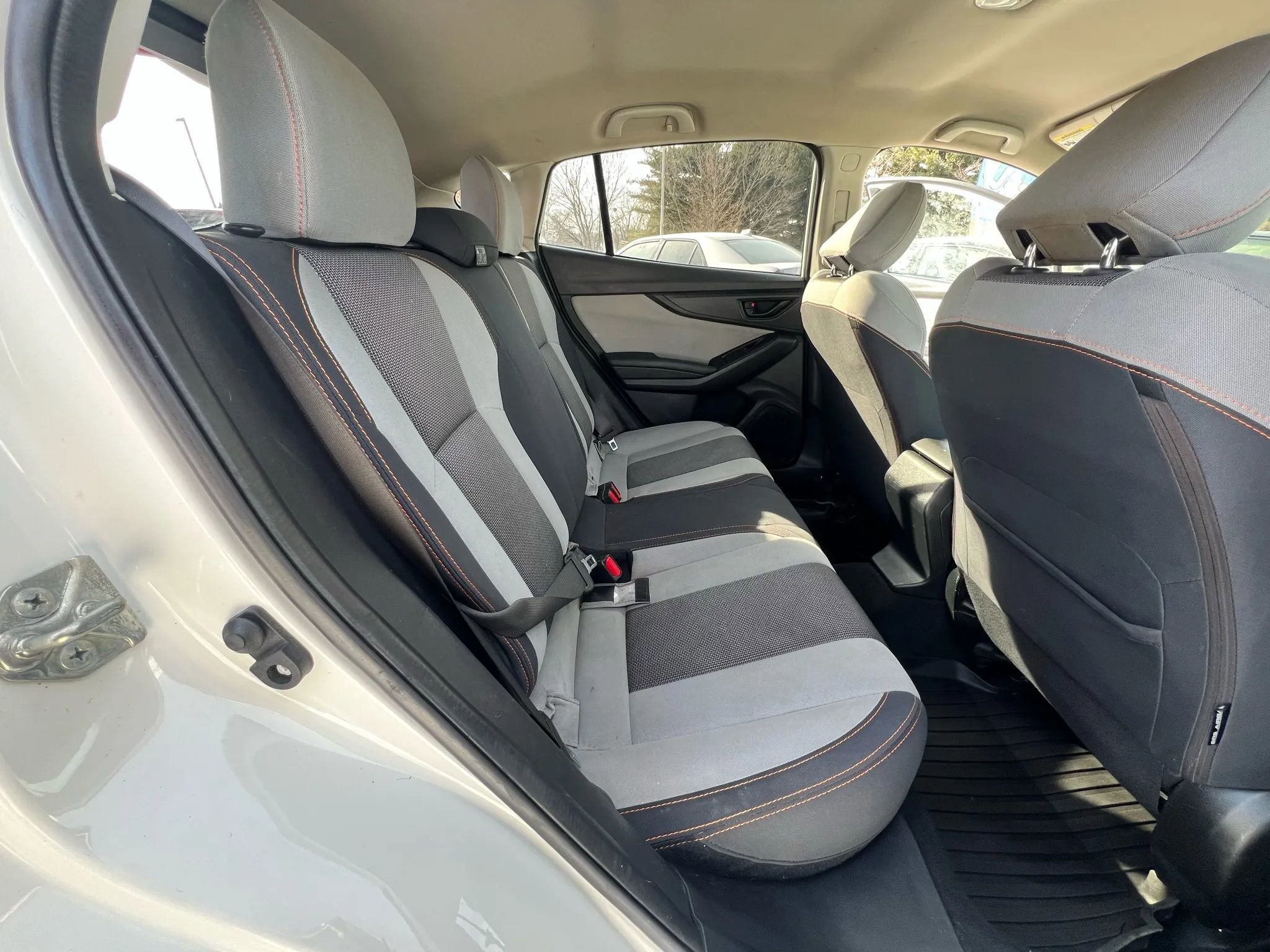 Used 2018 Subaru Crosstrek 2.0i Premium image 14