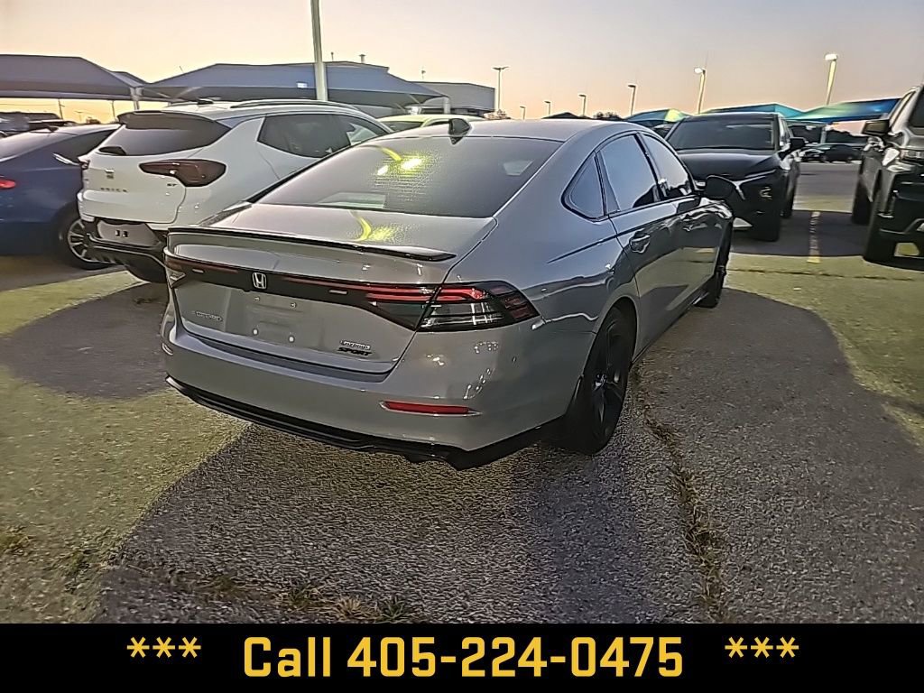 Used 2024 Honda Accord Sport image 12