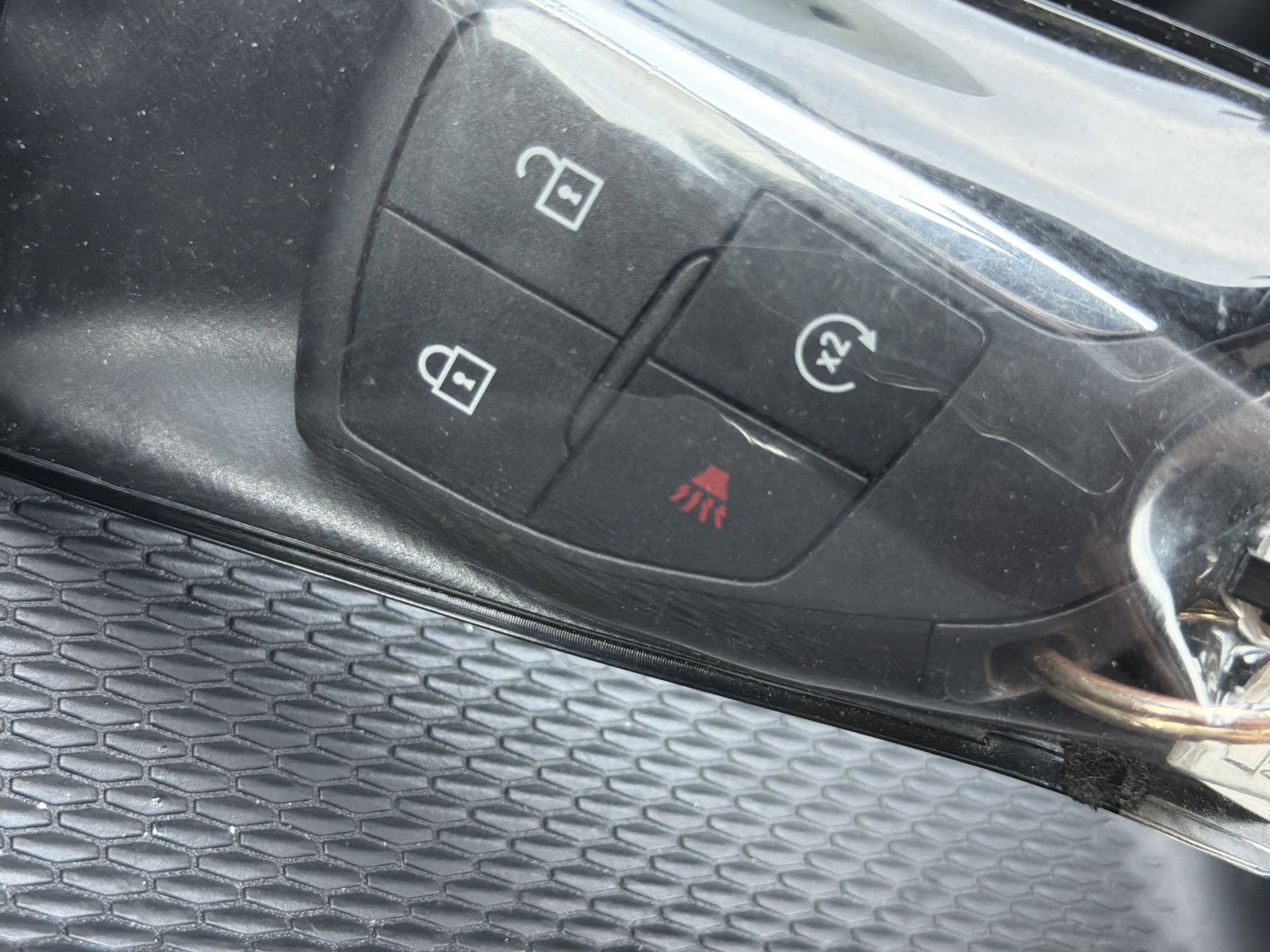 Used 2025 GMC Terrain Elevation AWD/4WD image 34