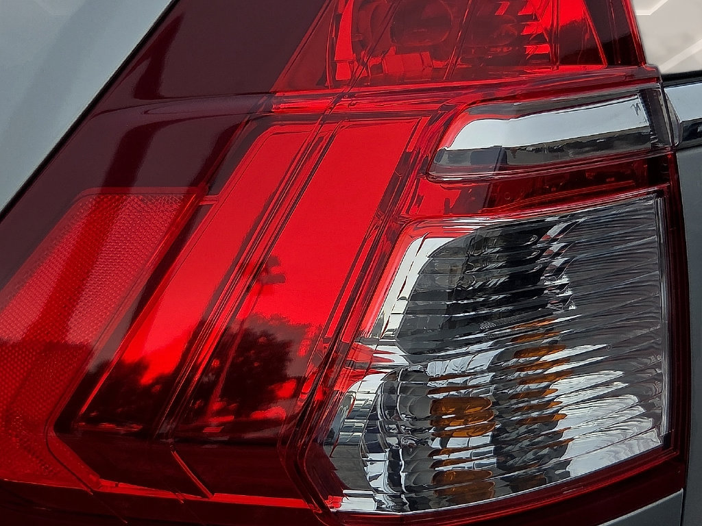 Used 2016 Honda CR-V EX image 9