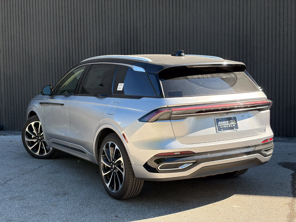New 2026 Lincoln Nautilus Black Label AWD/4WD image 5
