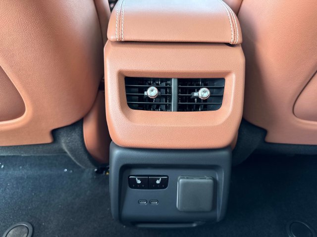 New 2027 Cadillac Optiq Premium Sport w/ LPO, Floor Liner Package AWD/4WD image 14