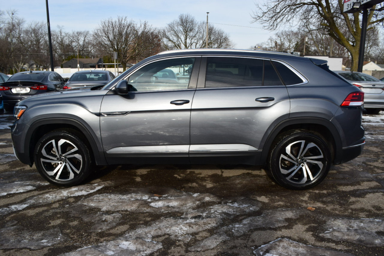 Used 2023 Volkswagen Atlas Cross Sport SEL image 7
