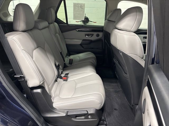 Certified 2023 Honda Pilot Touring image 20