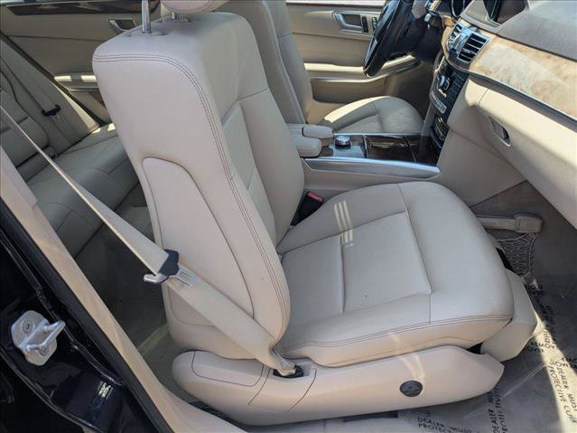 Used 2014 Mercedes-Benz E 350 4MATIC Sedan image 22