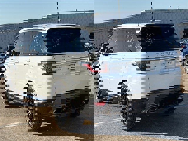 Used 2018 Land Rover Range Rover Sport HSE image 7
