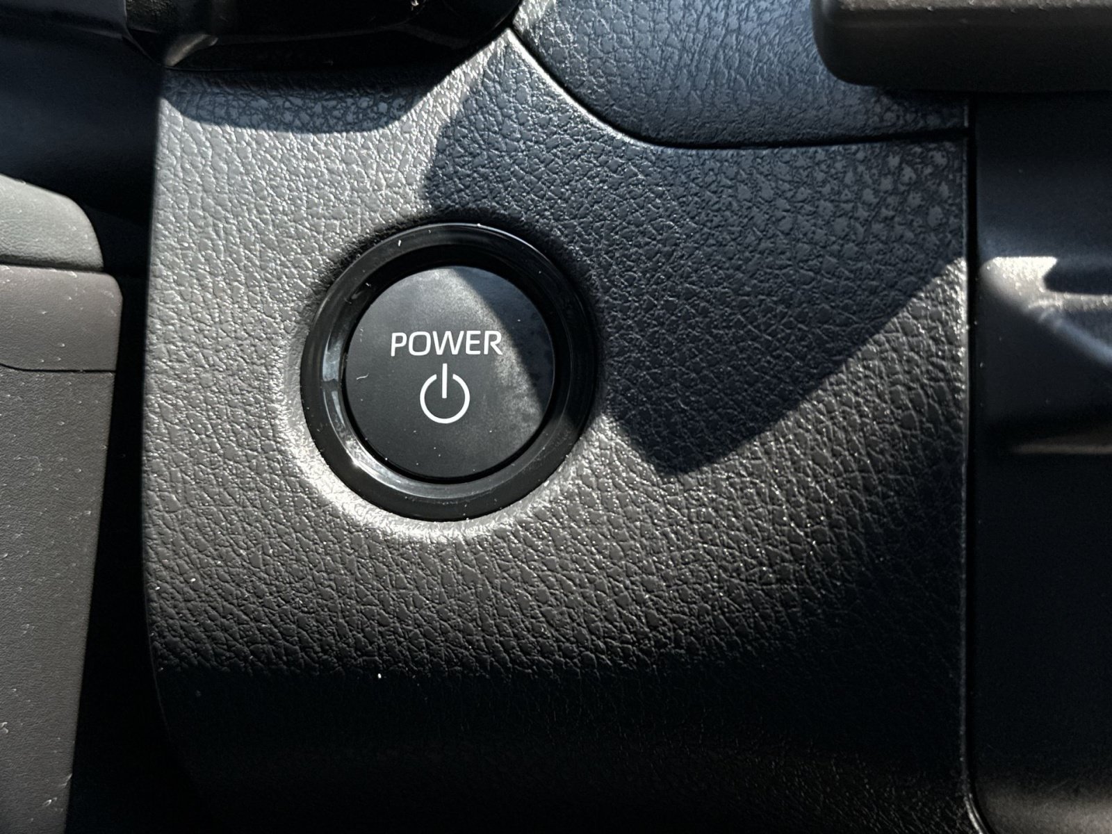 Used 2025 Toyota Camry LE FWD image 21