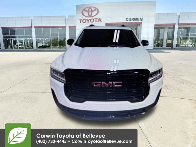 Used 2023 GMC Acadia SLE w/ Driver Convenience Package AWD/4WD image 4