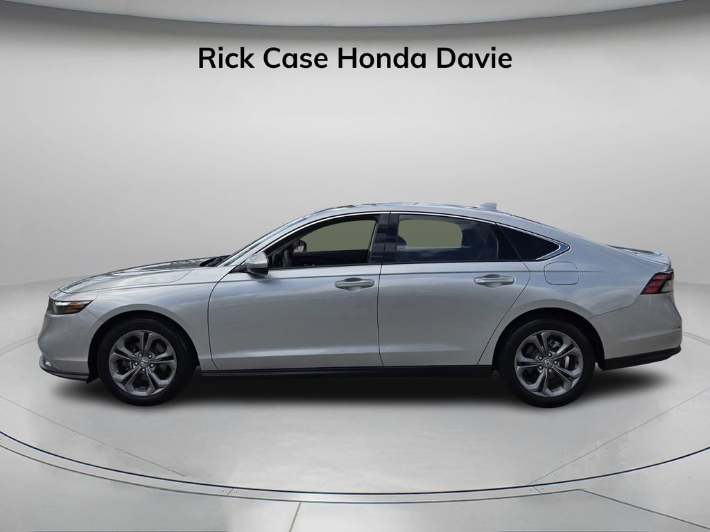 Certified 2024 Honda Accord EX image 4