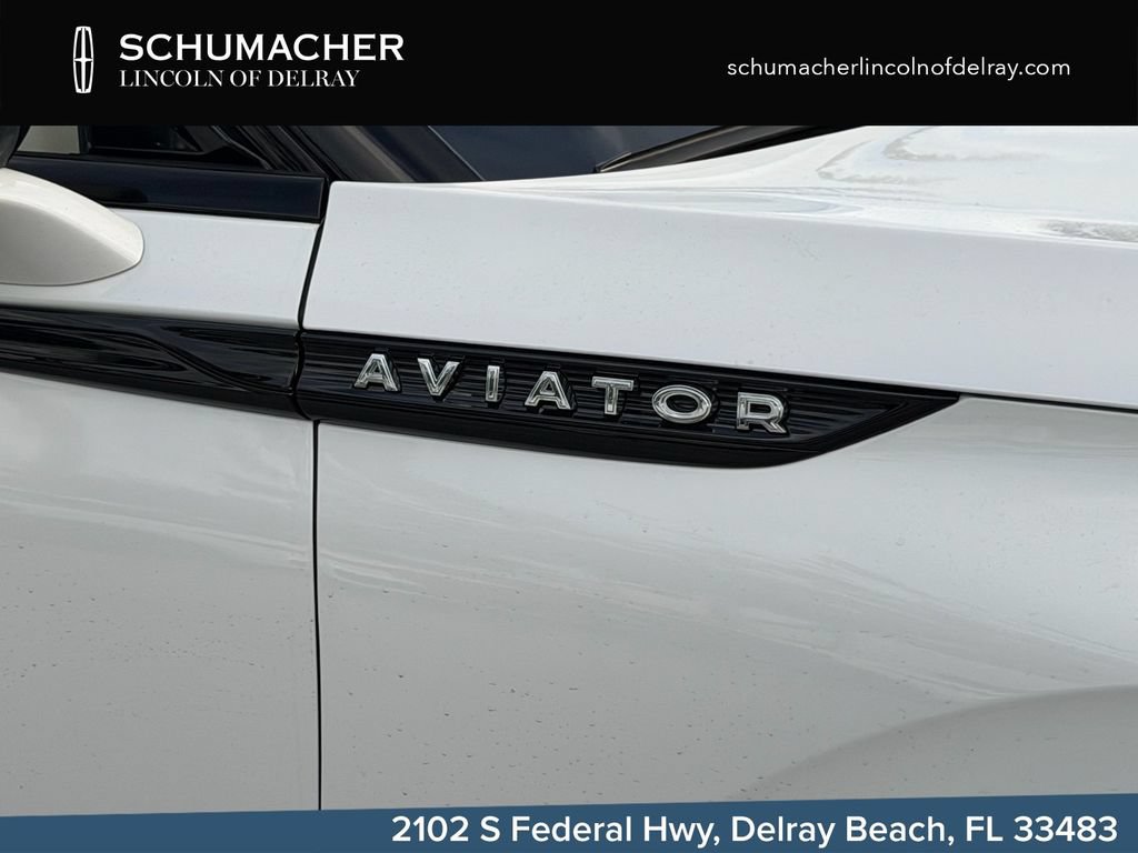 New 2026 Lincoln Aviator 2WD w/ Jet Appearance Package image 10