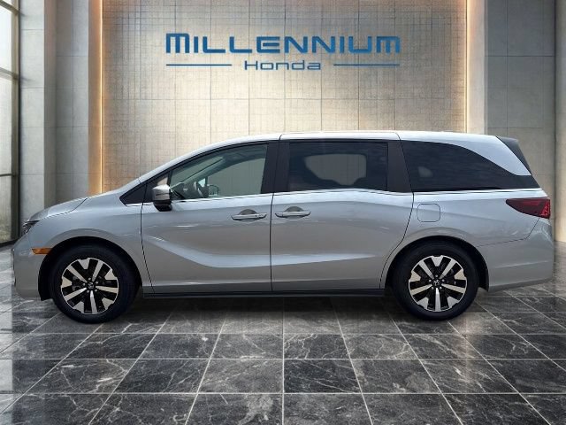 Certified 2026 Honda Odyssey EX-L image 2