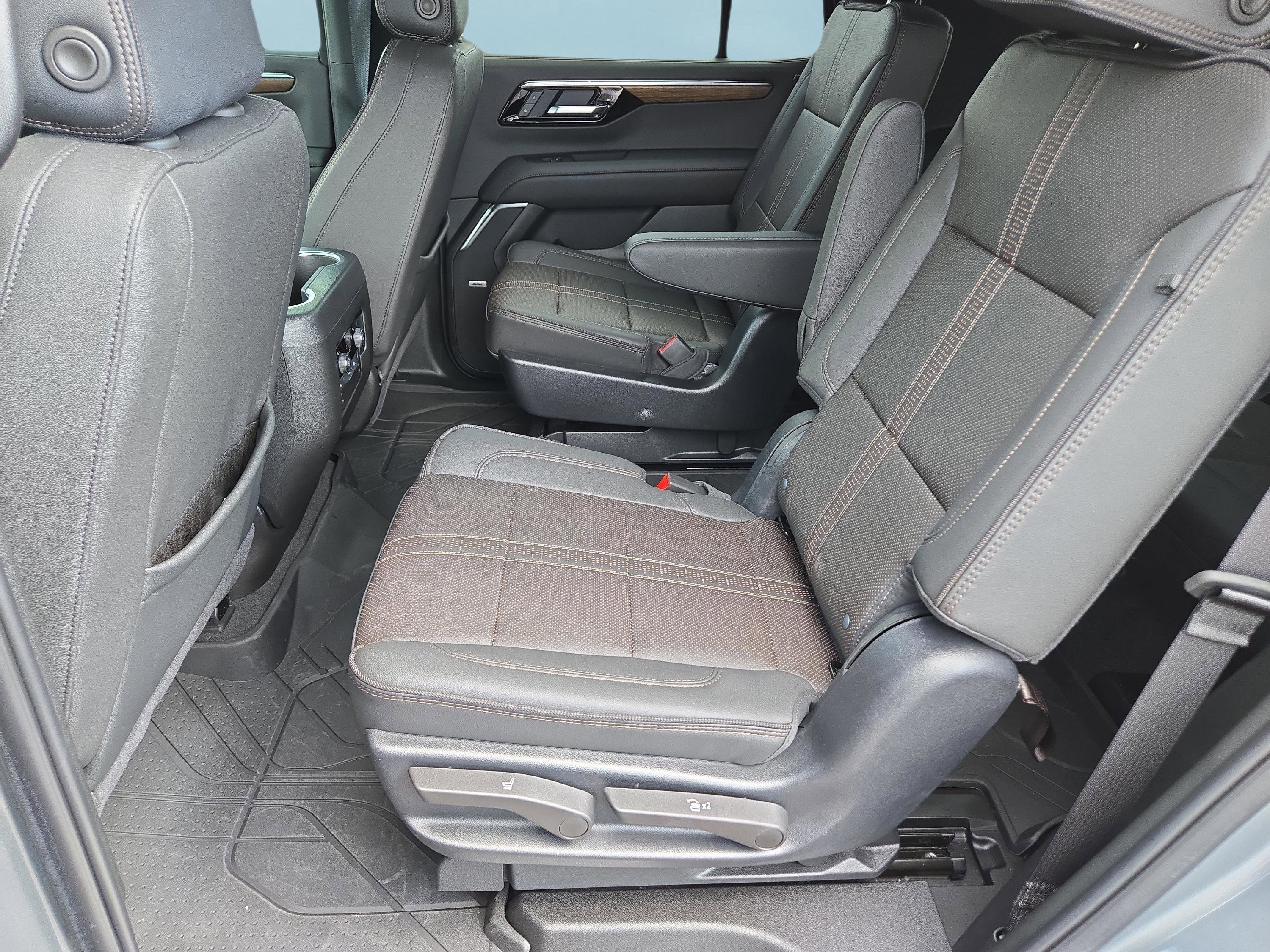 Certified 2025 Chevrolet Tahoe High Country image 18
