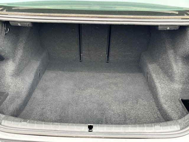 Used 2017 BMW 540i xDrive image 38