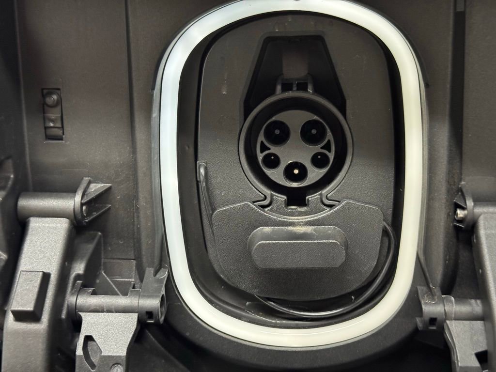 New 2025 Chevrolet Blazer EV RS image 41