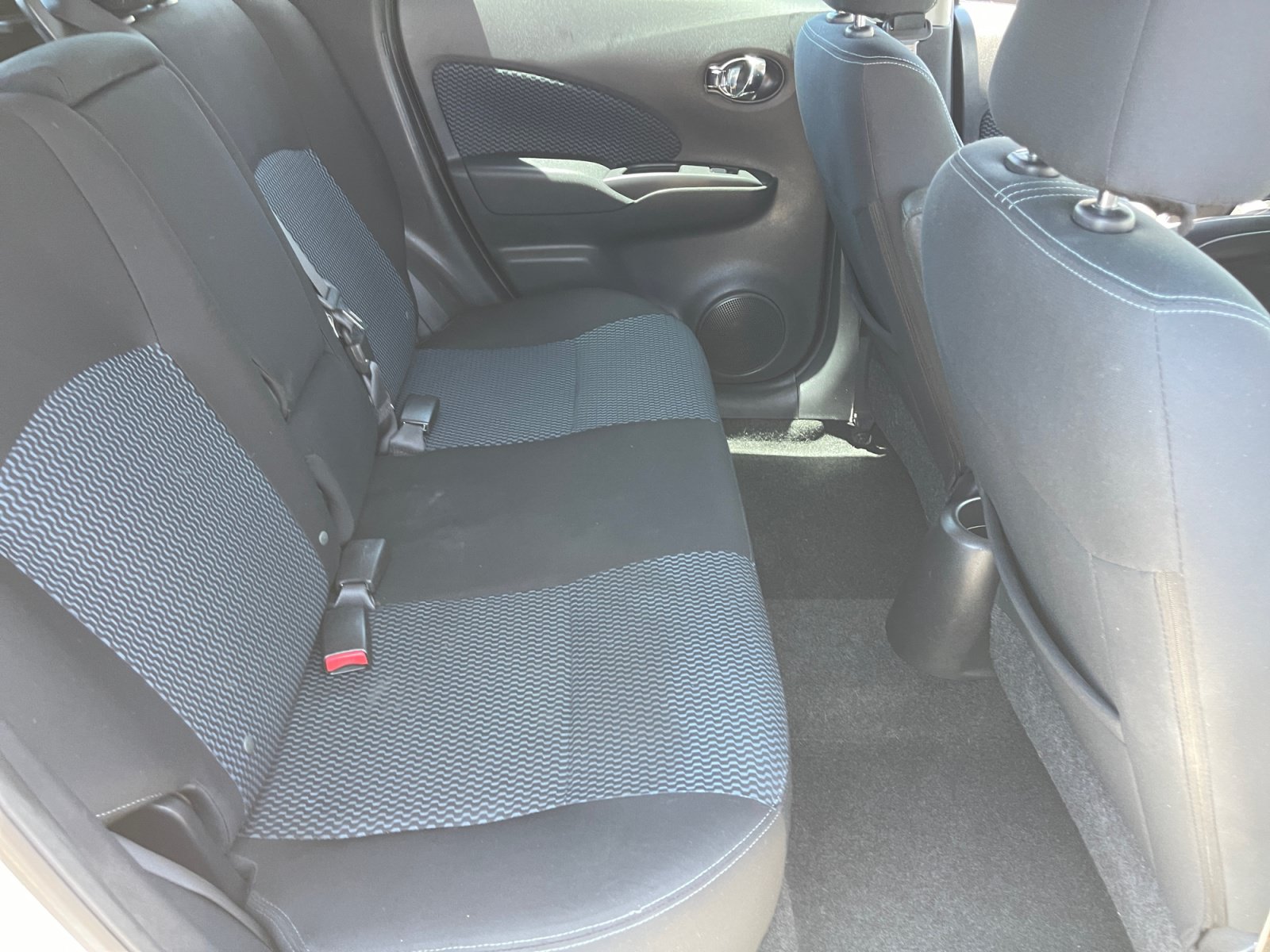 Used 2014 Nissan Versa Note SV w/ SL Package FWD image 18