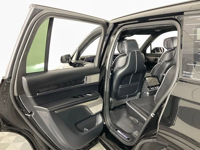 New 2026 Cadillac Vistiq Platinum image 28