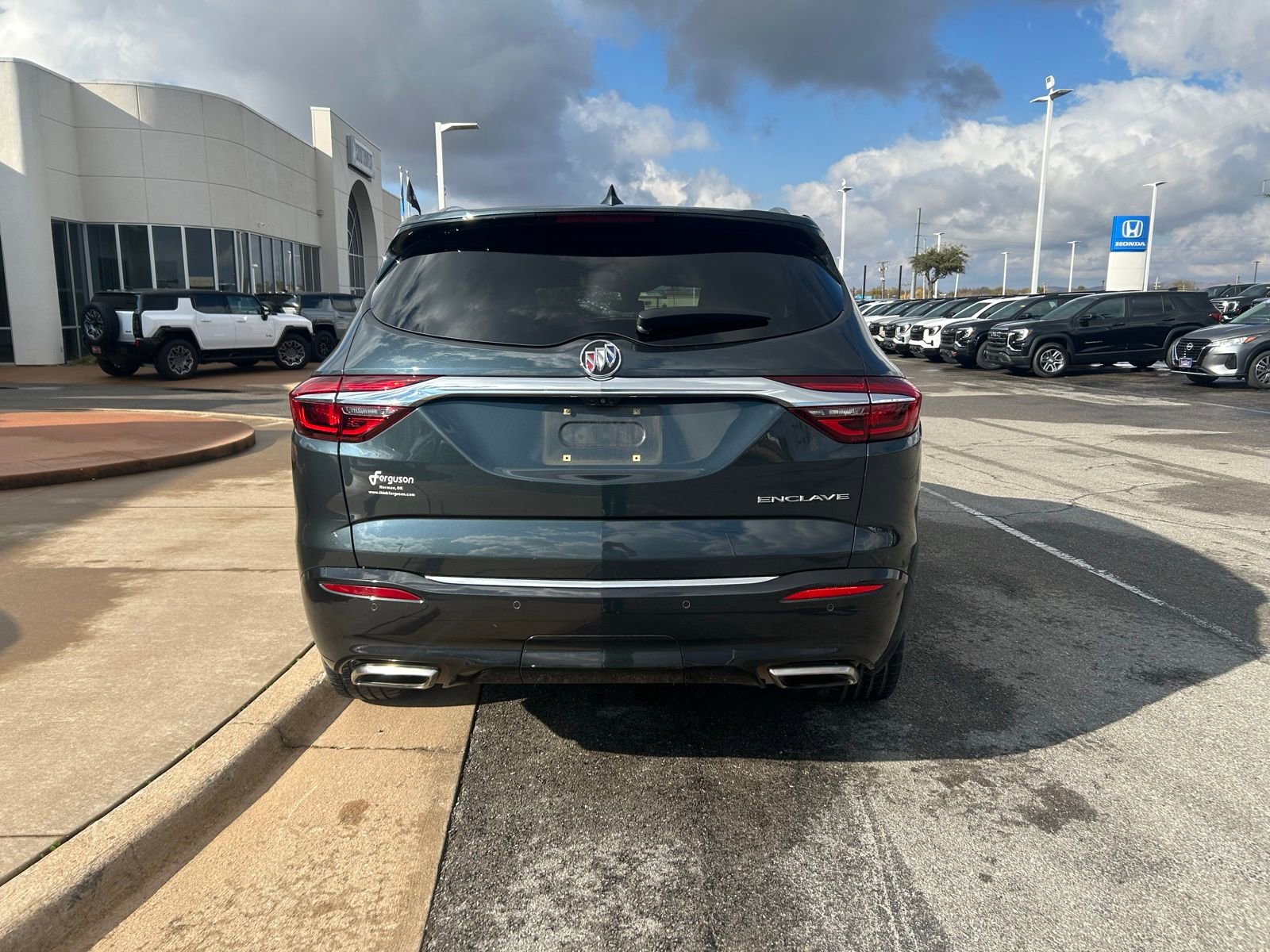 Used 2019 Buick Enclave Avenir w/ Avenir Technology Package image 6