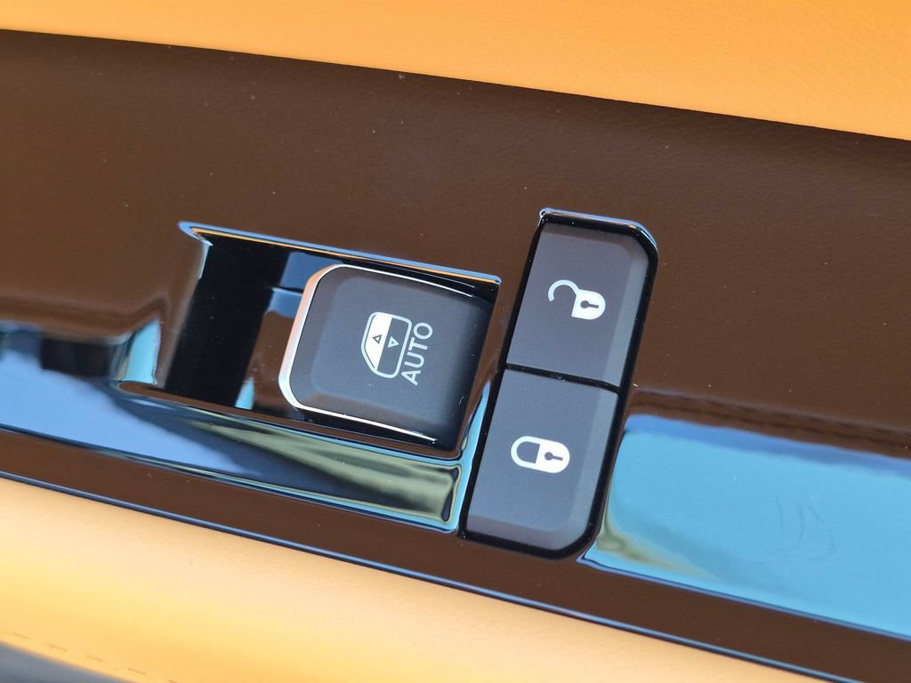 New 2026 Jeep Grand Wagoneer Summit AWD/4WD image 33