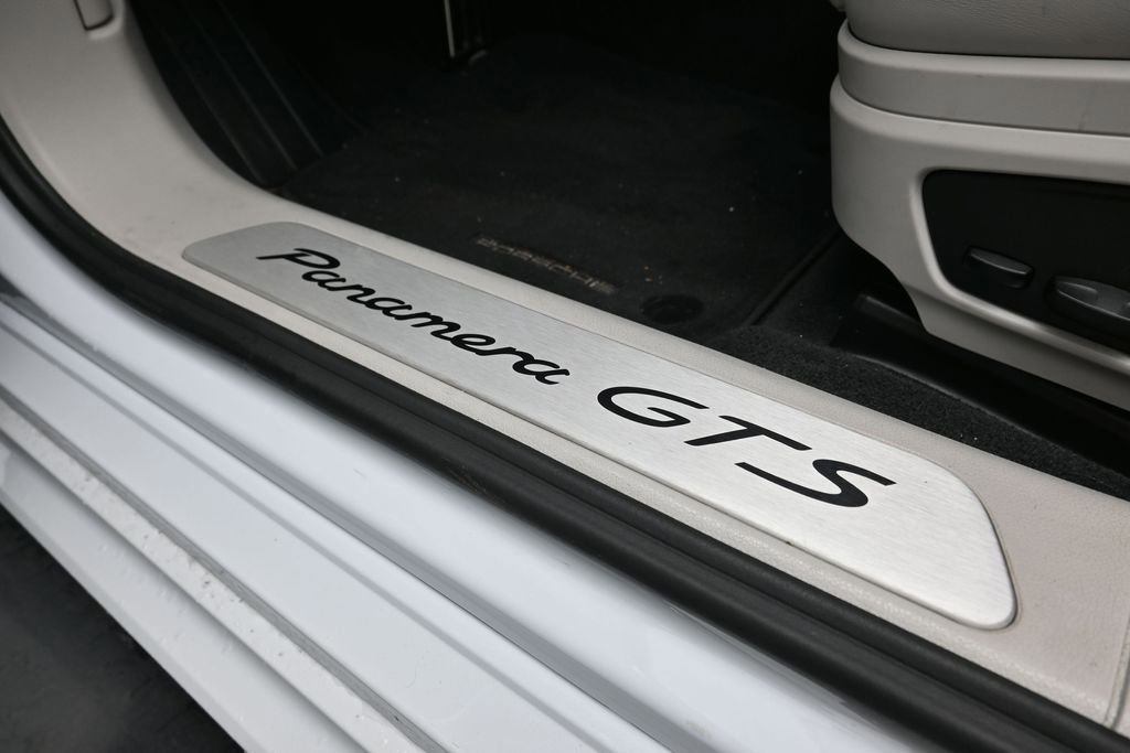 Certified 2023 Porsche Panamera GTS AWD/4WD image 14