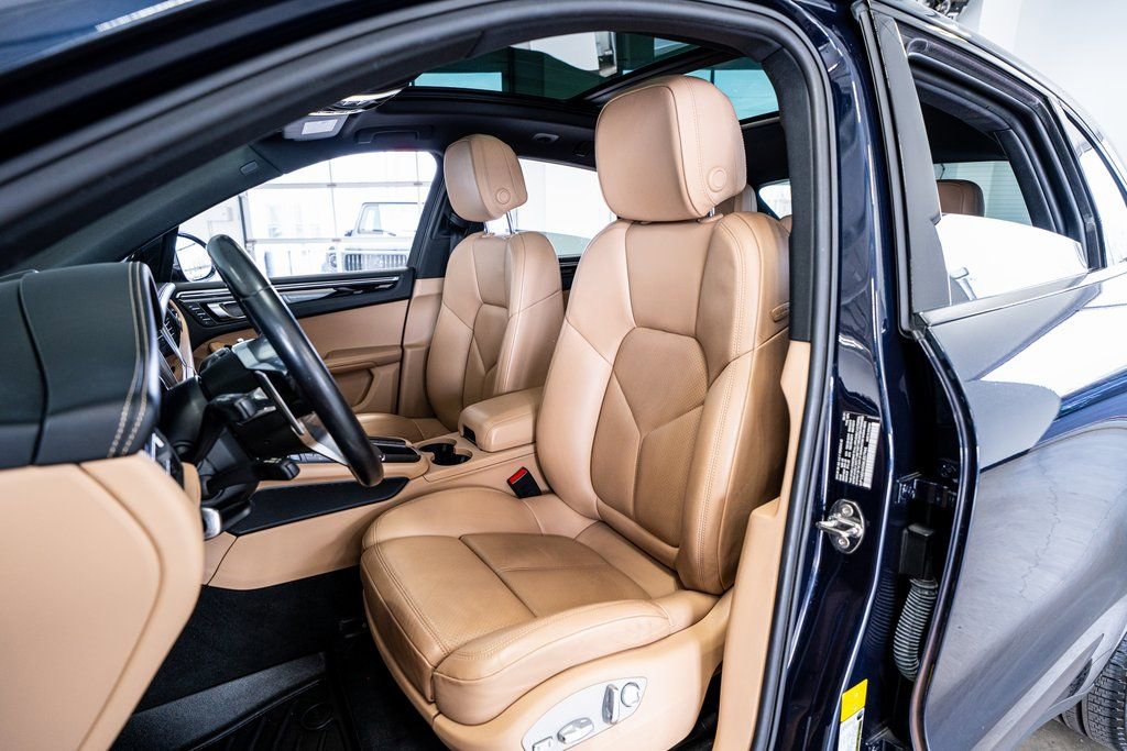 Used 2021 Porsche Macan S image 36