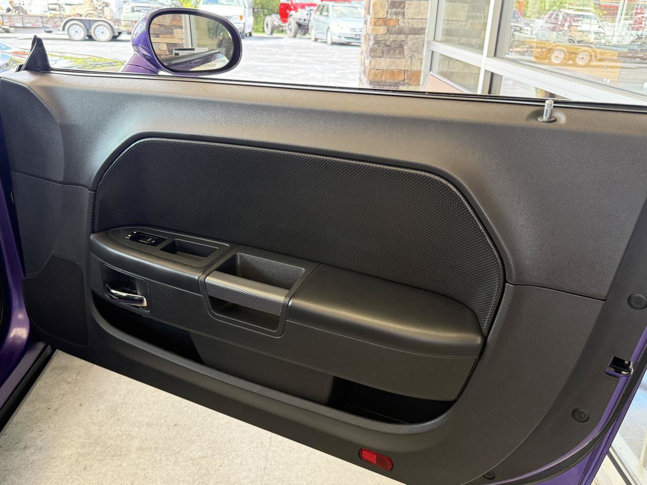 Used 2014 Dodge Challenger R/T RWD image 11