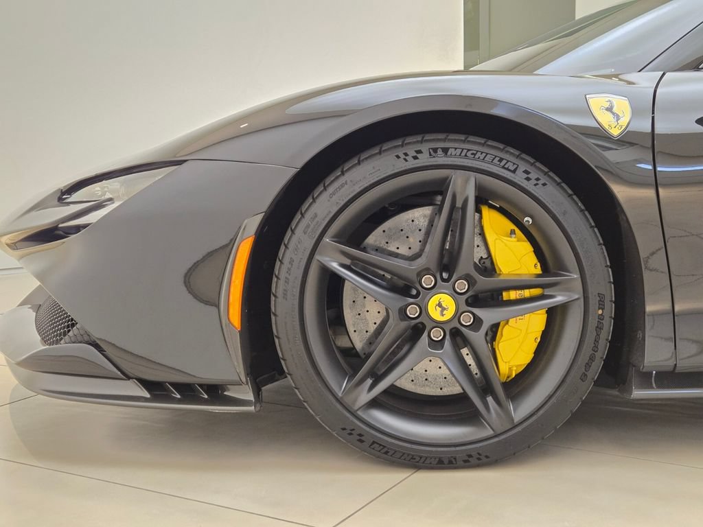 Used 2022 Ferrari SF90 Stradale AWD/4WD image 13