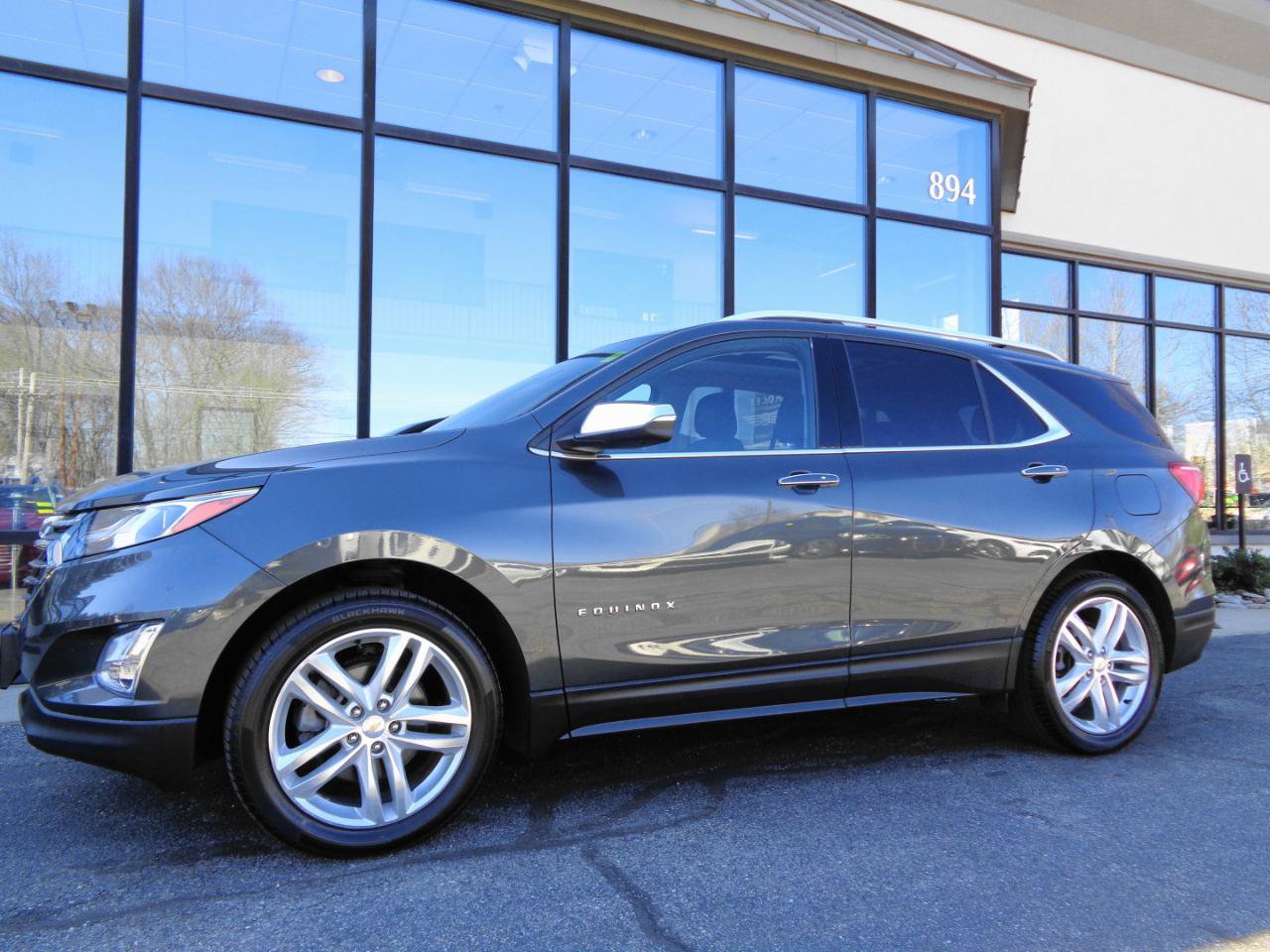Used 2018 Chevrolet Equinox Premier AWD/4WD image 1