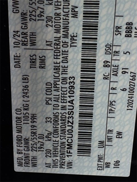 Certified 2025 Ford Escape Platinum image 36