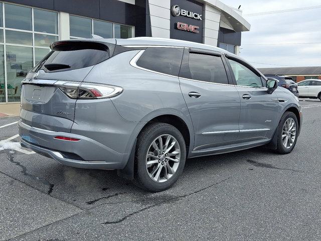 Used 2024 Buick Enclave Avenir w/ Avenir Technology Package image 6