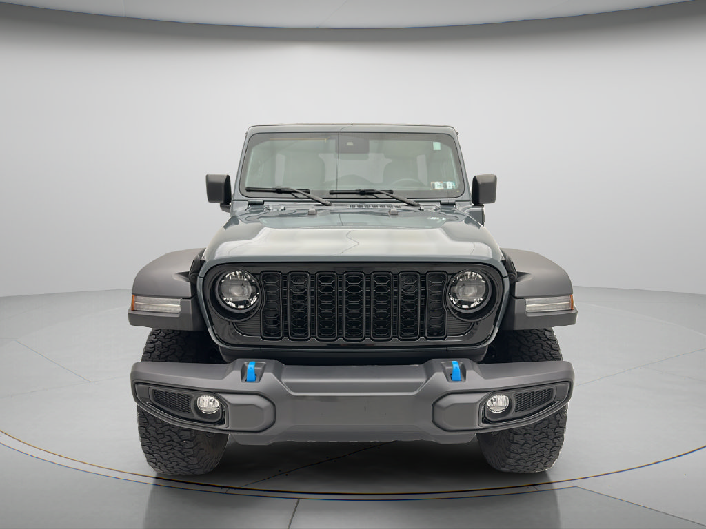 Used 2024 Jeep Wrangler Unlimited AWD/4WD image 2