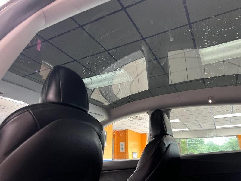 Used 2021 Tesla Model Y Long Range AWD/4WD image 19