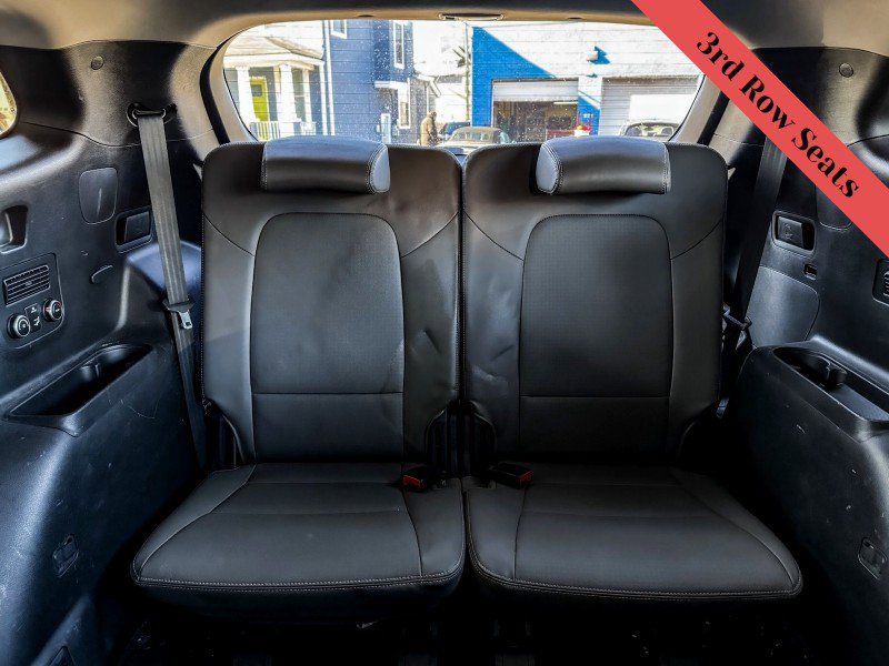 Used 2014 Hyundai Santa Fe GLS image 33