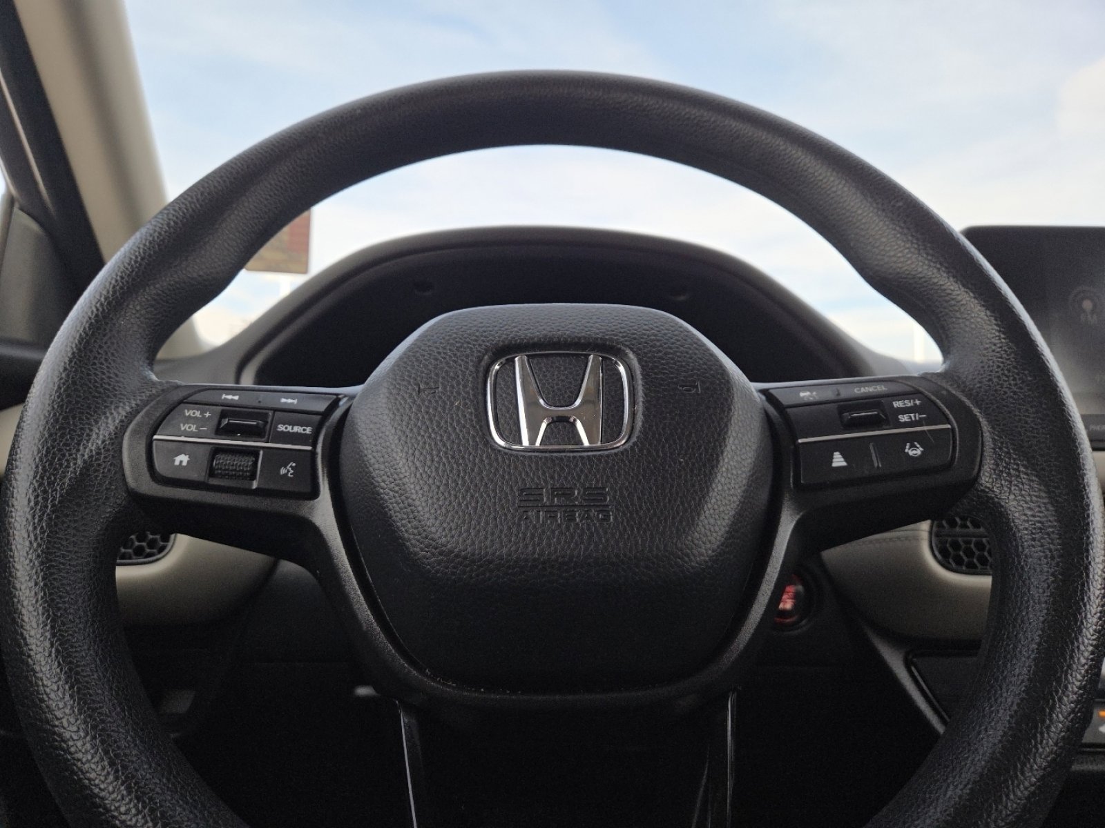 Used 2023 Honda HR-V LX image 25