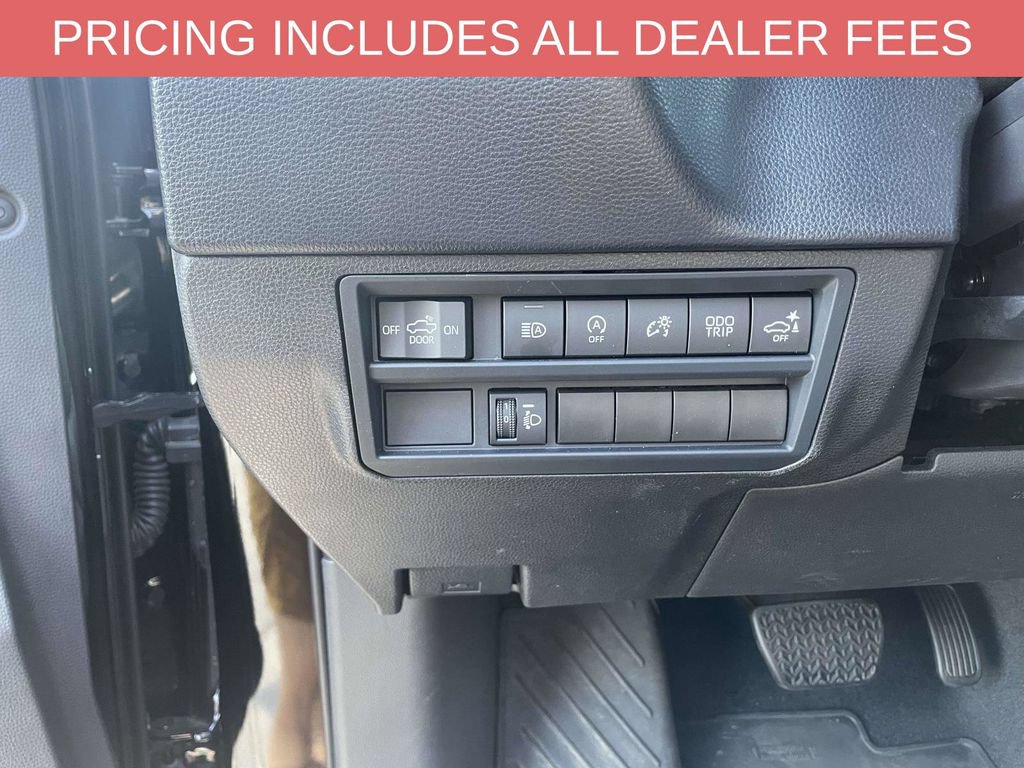 Used 2025 Toyota Tundra SR5 w/ SR5 Convenience Package AWD/4WD image 22