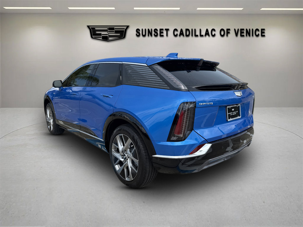 New 2026 Cadillac Optiq Luxury 1 RWD image 5