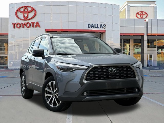 Used 2025 Toyota Corolla Cross XLE