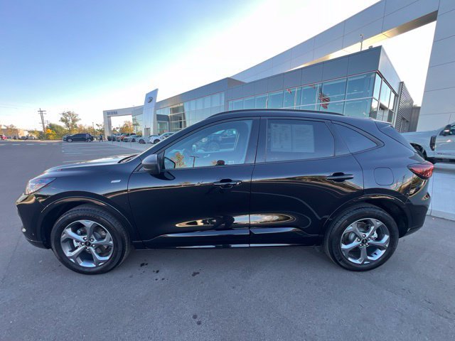 Used 2024 Ford Escape ST-Line w/ Tech Pack #1 AWD/4WD image 8