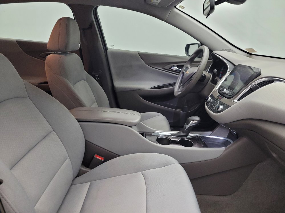 Used 2021 Chevrolet Malibu LT FWD image 21