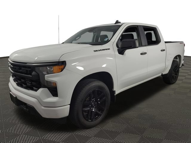 Used 2023 Chevrolet Silverado 1500 Custom w/ LPO, Dark Essentials Package AWD/4WD image 3