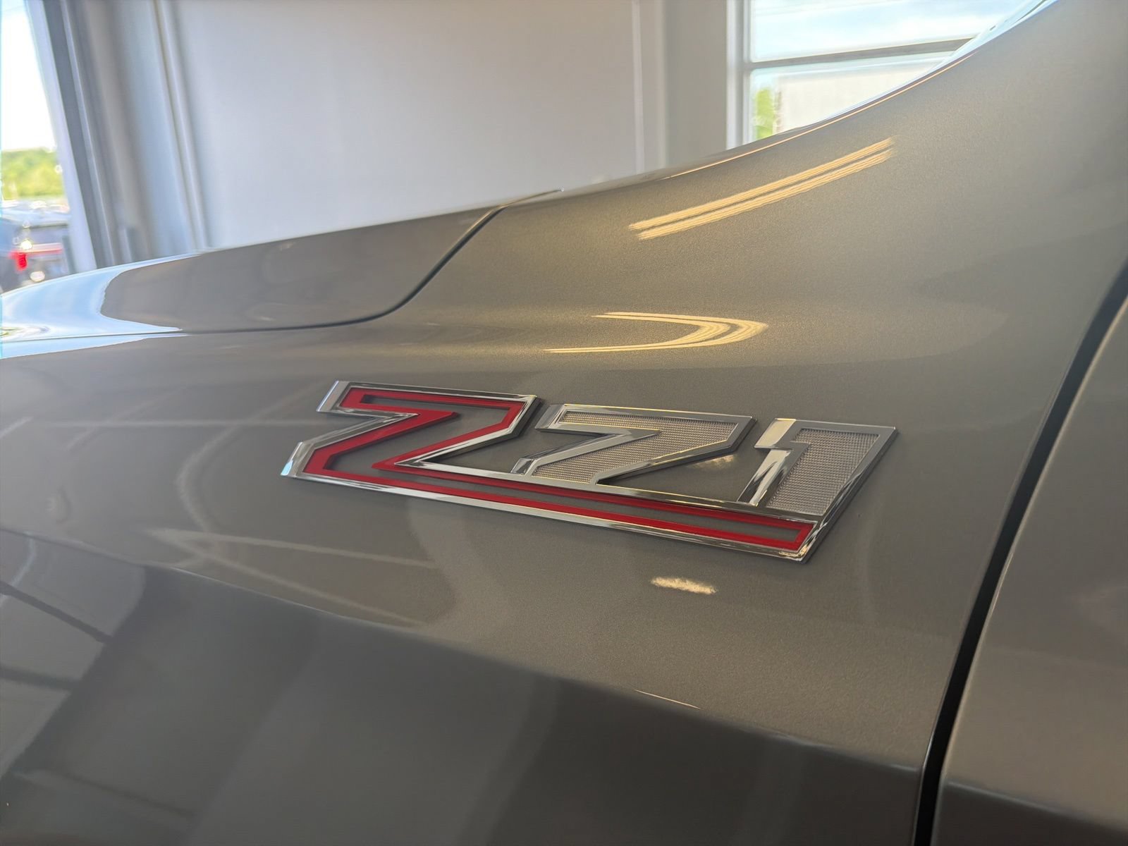 Used 2025 Chevrolet Suburban Z71 AWD/4WD image 9