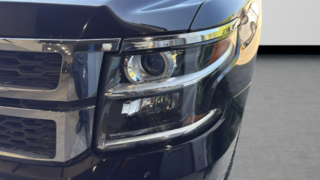 Used 2020 Chevrolet Suburban LT AWD/4WD image 36