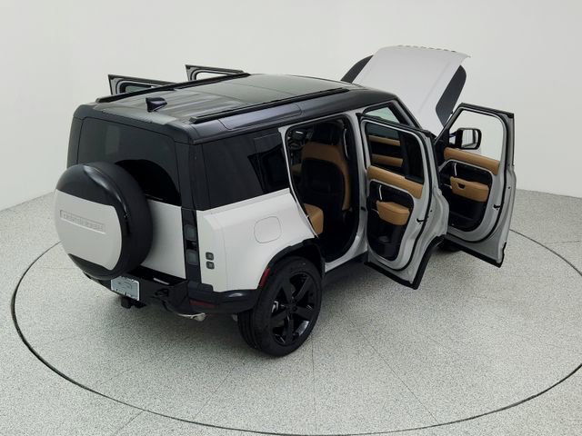 New 2026 Land Rover Defender 110 X-Dynamic SE image 35