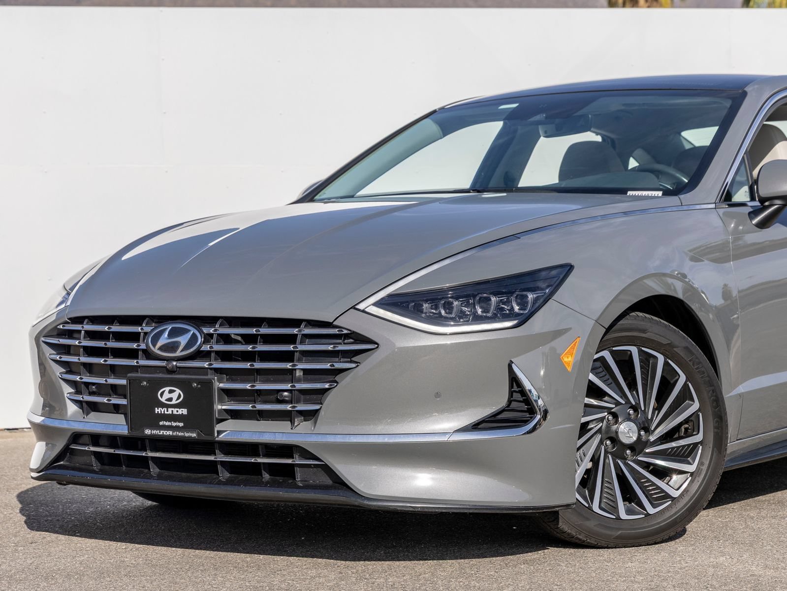 Used 2021 Hyundai Sonata Limited FWD image 2