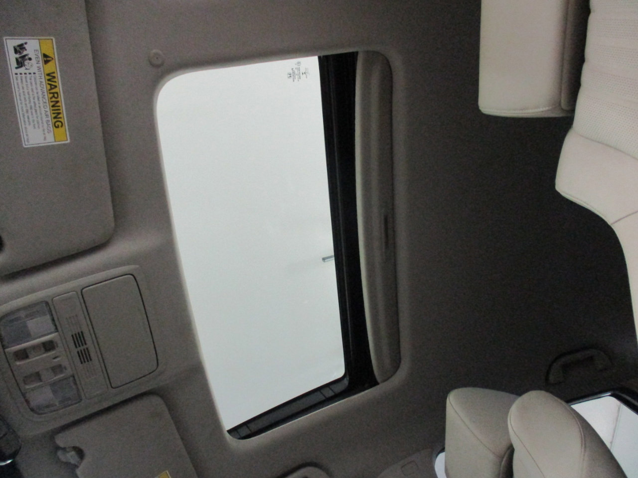 Used 2018 Honda Accord EX-L image 9